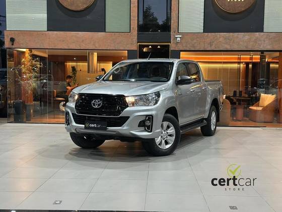 TOYOTA HILUX 2.8 SR 4X4 CD 16V DIESEL 4P AUTOMÁTICO